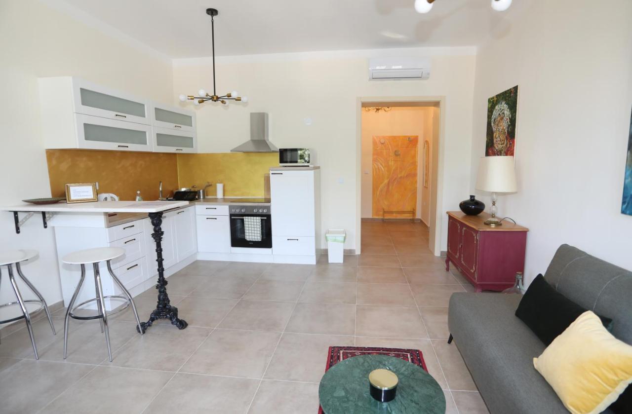 Apartman Kamala Pula Exterior photo