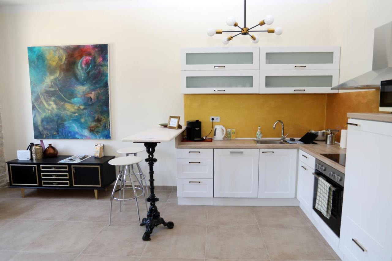 Apartman Kamala Pula Exterior photo